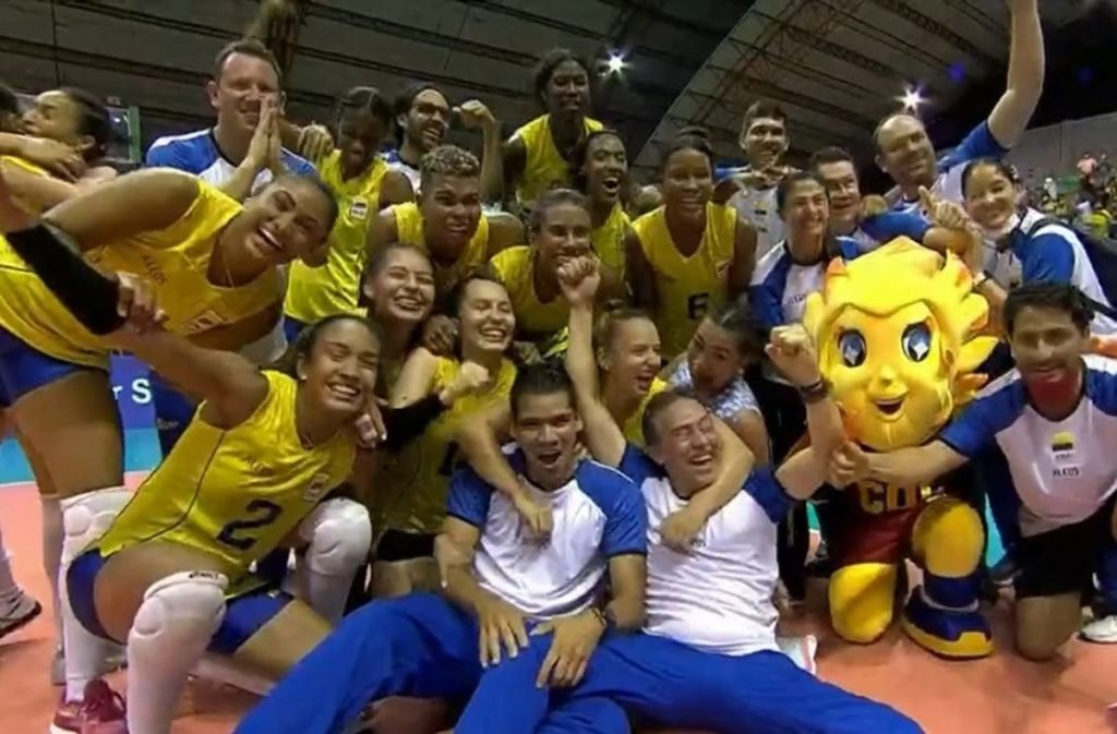 Brasil atropela a Argentina e segue invicto Campeonato Mundial de vôlei  feminino