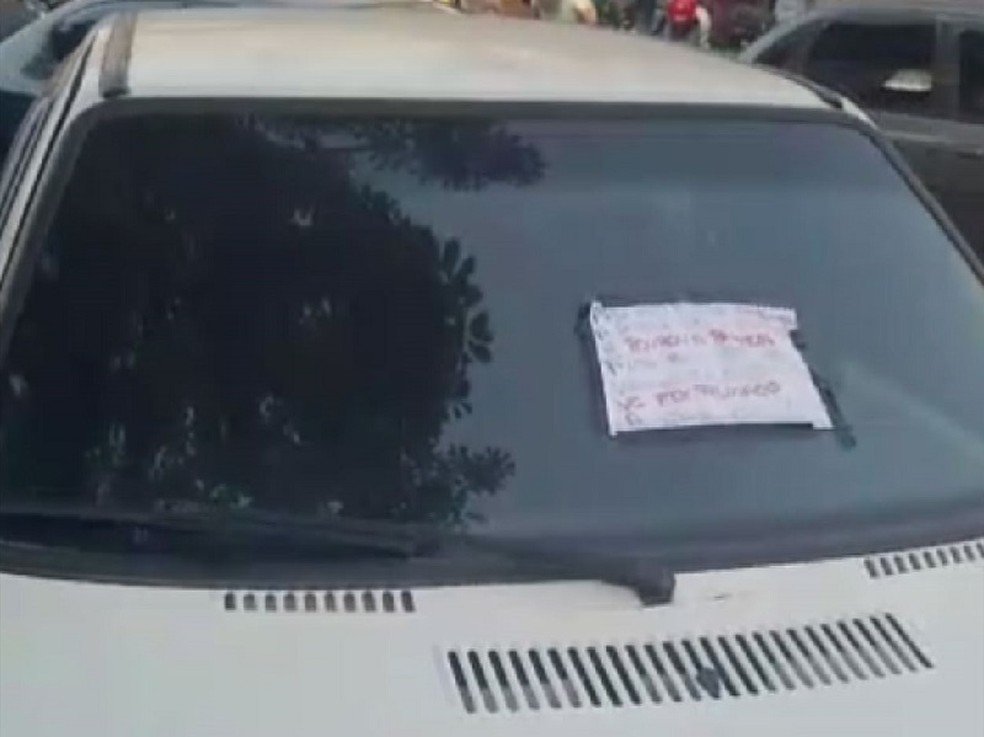 Comerciante deixa bilhete para ladrão que furtou seu carro no litoral de São Paulo