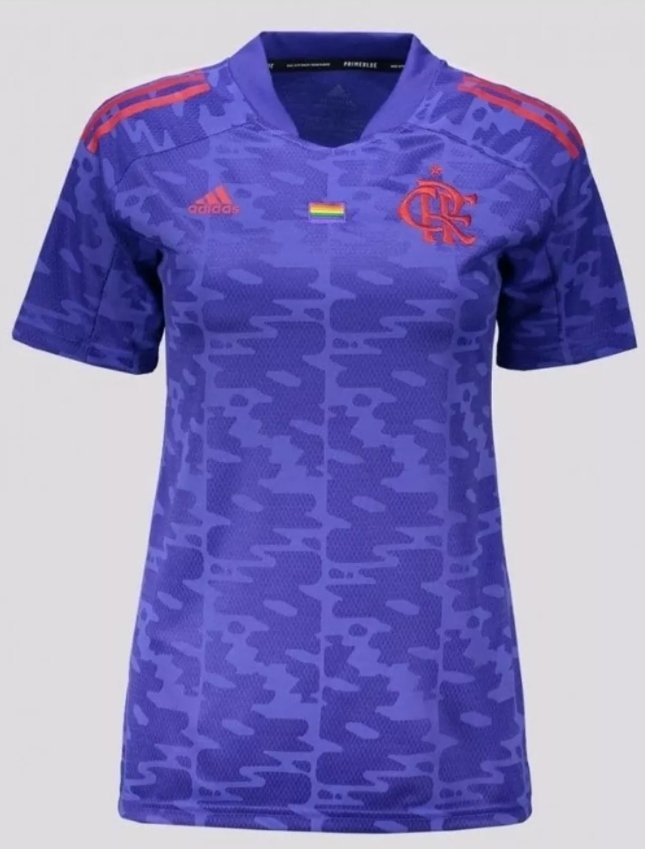 Valor da nova camisa do Flamengo recebe críticas de torcedores na