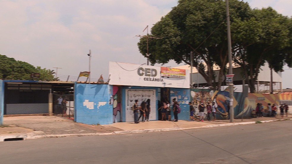 Colégio onde estudava Geoffrey Stony