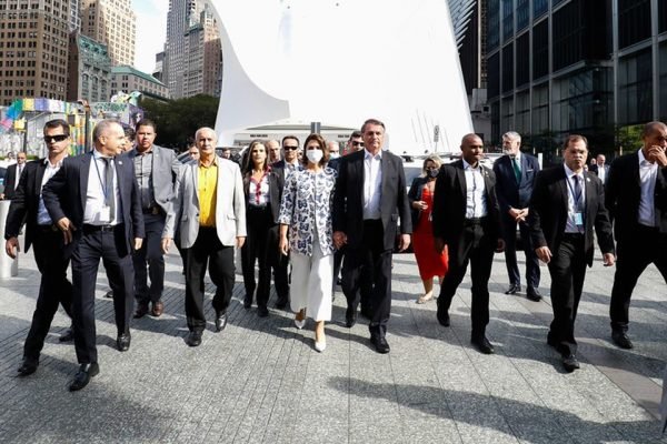 Comitiva presidencial que foi à ONU tem 3 casos de infecção por Covid