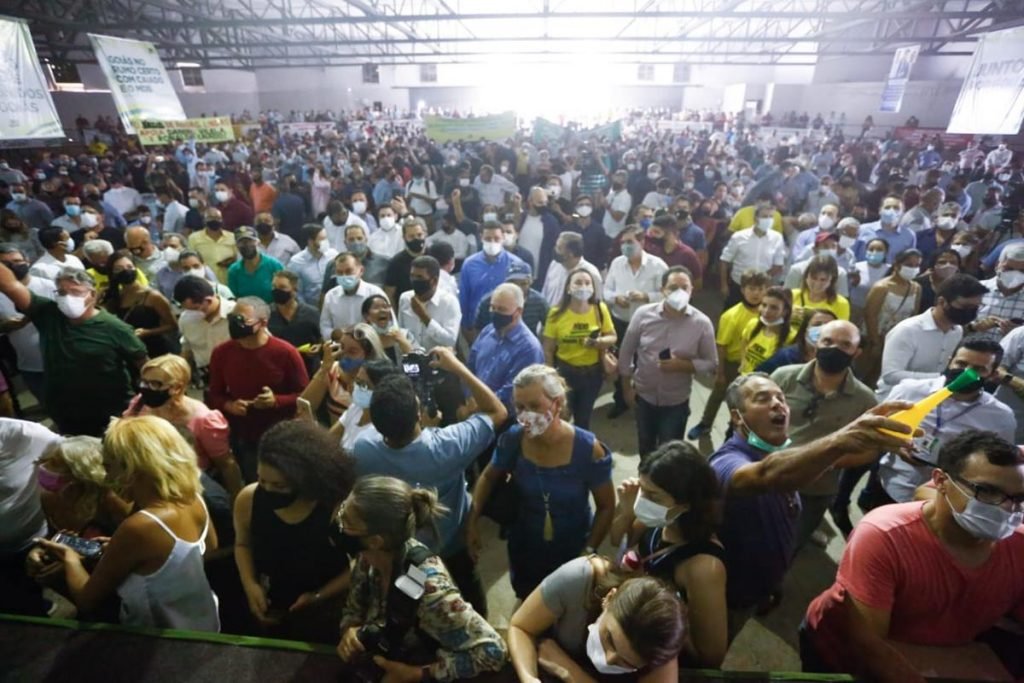 DEM e MDB anunciam aliança em Goiás
