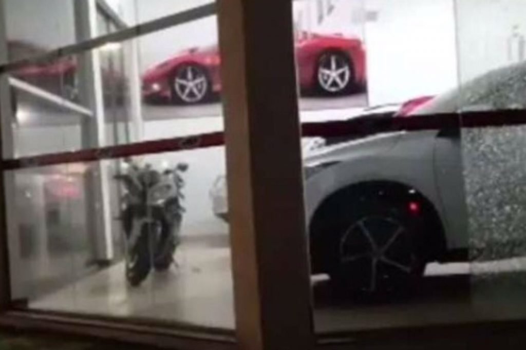 Tiros loja carros ponta pora