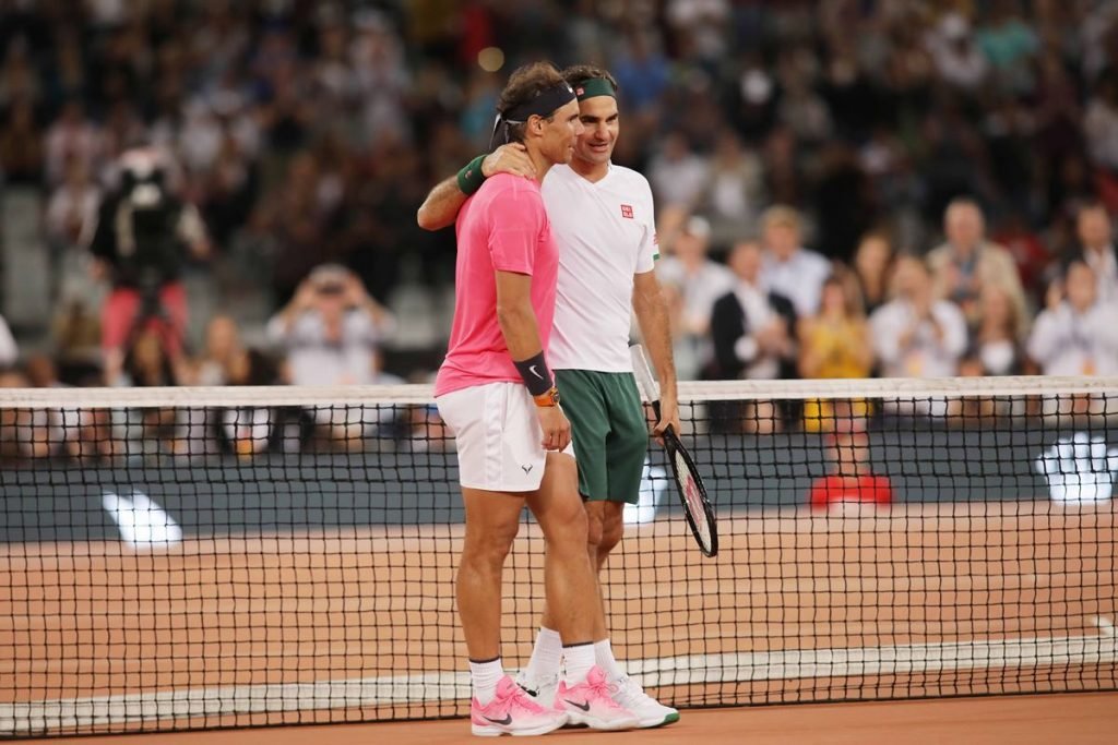 Rafael Nadal lamenta aposentadoria de Roger Federer: “Dia triste”