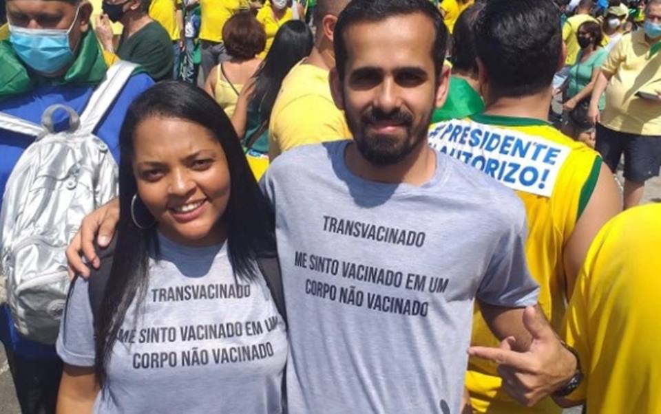 negacionistas transvacinados