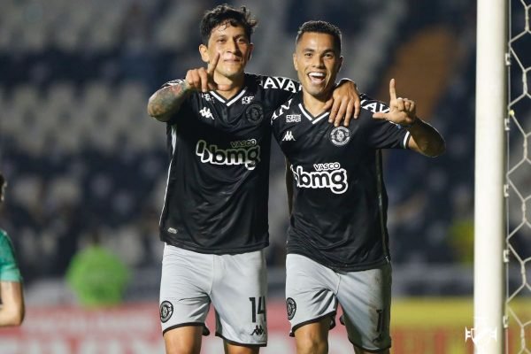 Vasco vence o Goiás na Série B