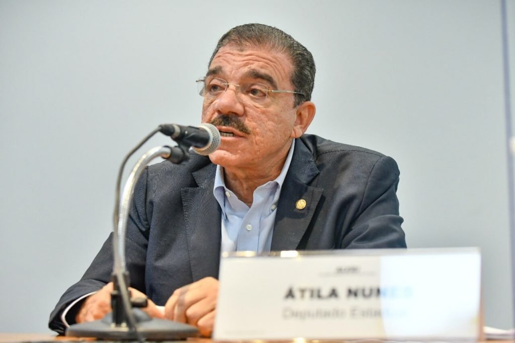Átila Nunes, deputado do Rio