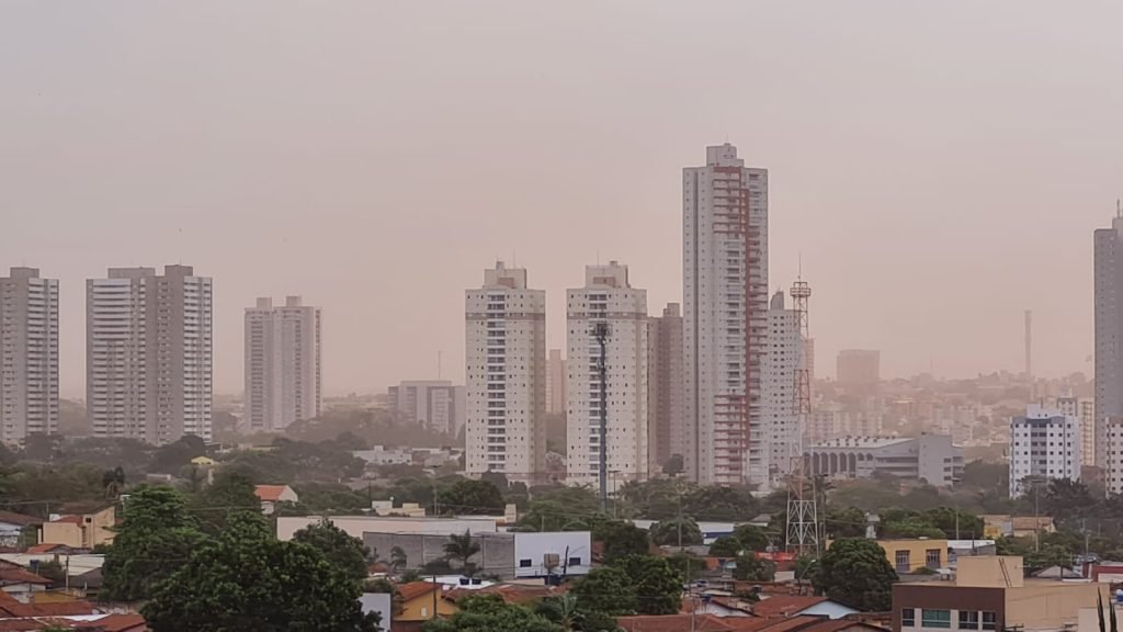 goias nuvem de poeira