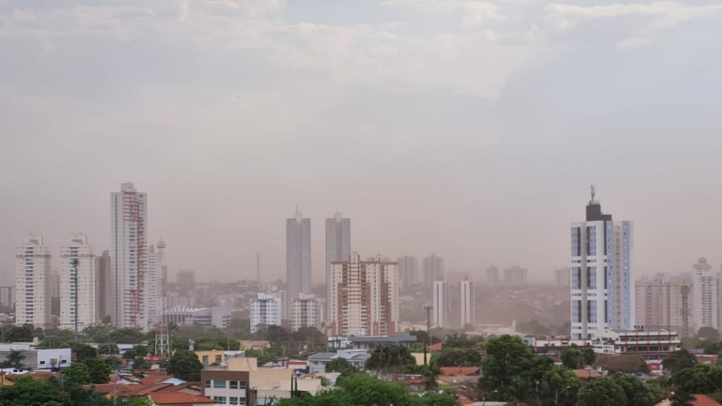 goias nuvem de poeira