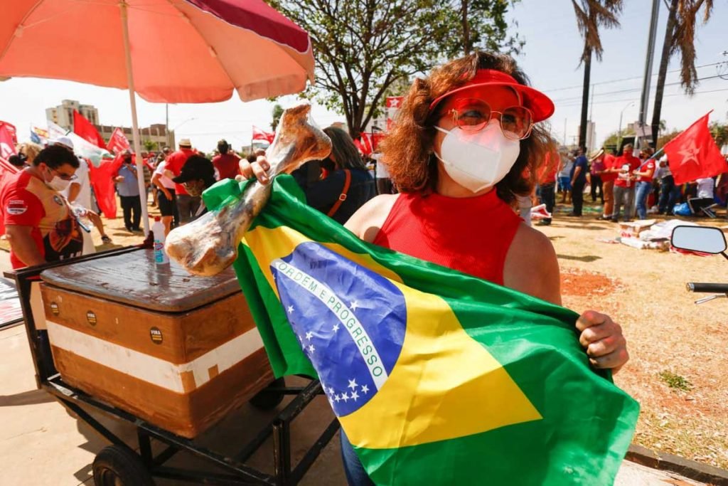 Protesto contra o governo Bolsonaro na Praça do Trabalhadores em Goiânia 1