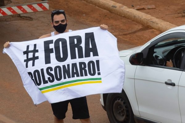 protesto contra o governo bolsonaro no eixo monumemtal em brasilia 7
