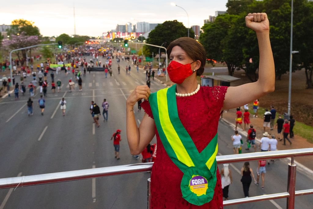 Ato contra o presidente Jair Bolsonaro, em Brasília, reúne centenas de manifestantes