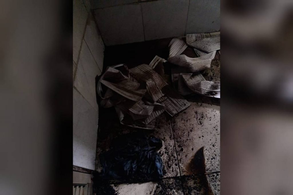 vizinhos arrombam casa incendiada para salvar bebês gêmeos deixados sozinhos pela mãe em goiânia
