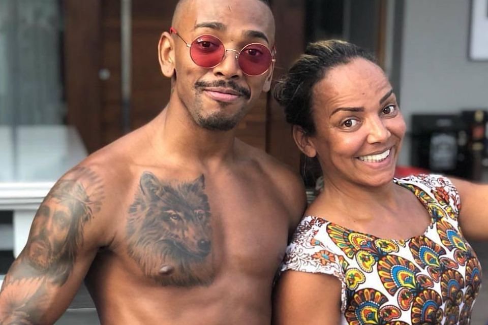 Nego e a mãe, Roseli