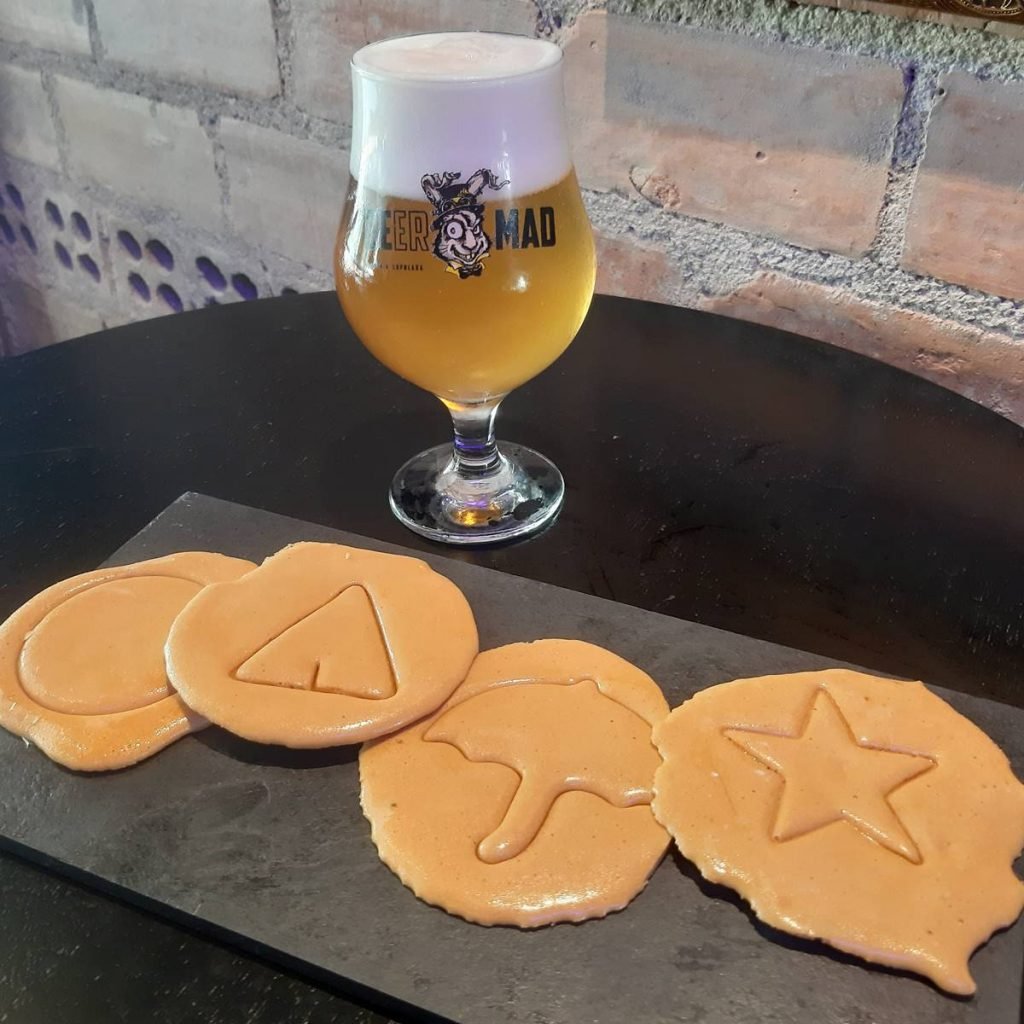 Cerveja e biscoito de Round 6