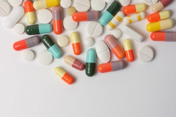 Pílulas coloridas de remédio