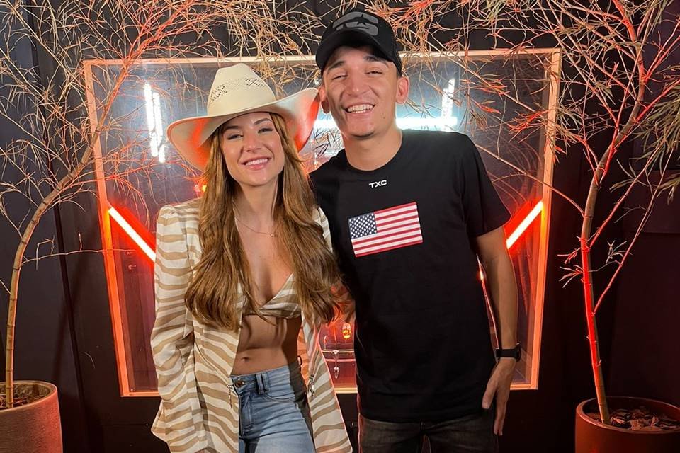 Gabi Martins e João Gomes nos bastidores de Joga O Laço