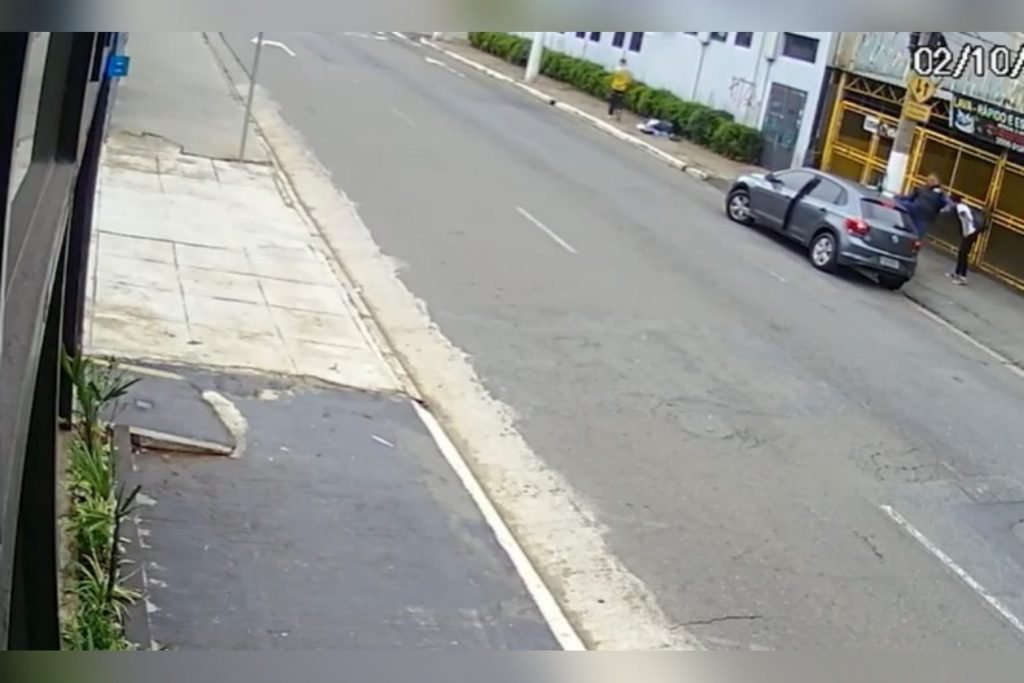 Mulher é estuprada dentro do próprio carro na Vila Madalena (SP)