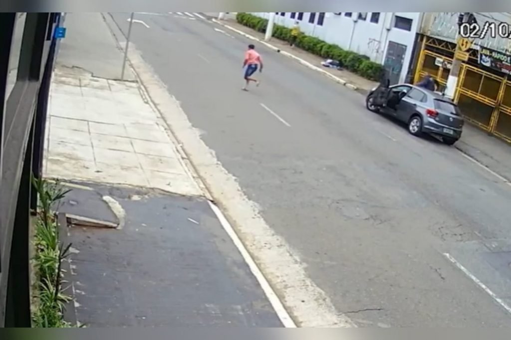 Mulher é estuprada dentro do próprio carro na Vila Madalena (SP)