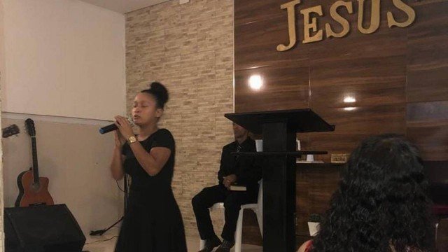 Joice Maria da Glória Rodrigues, 25 anos, era religiosa e cantava música gospel na igreja que frequentava
