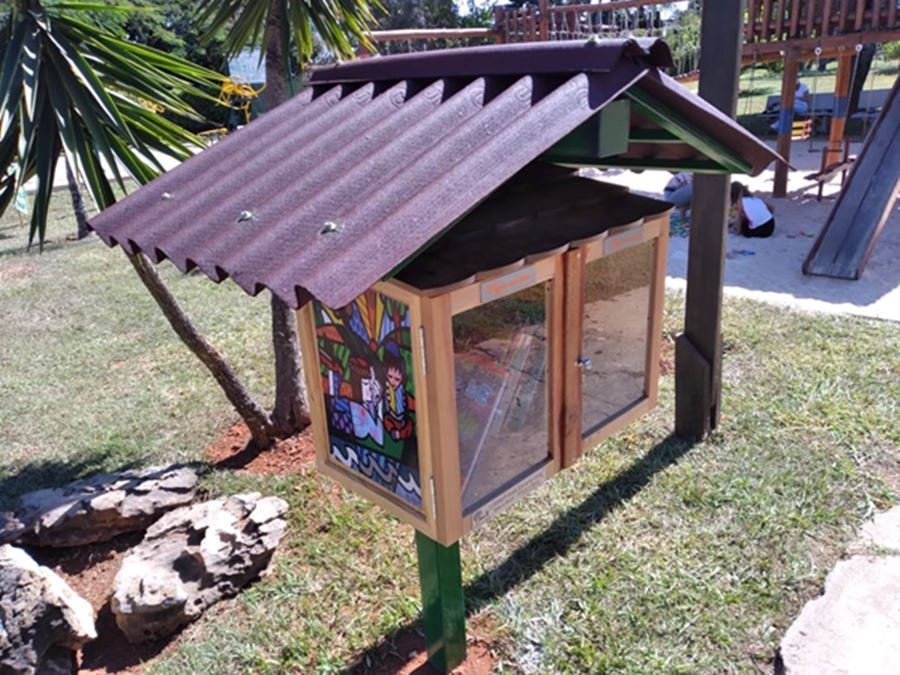 Mini Biblioteca na SHIS Qi 28