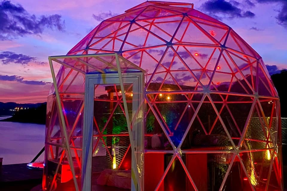 O valor da diária na Bubble Experience é a partir de R$ 1,6 mil