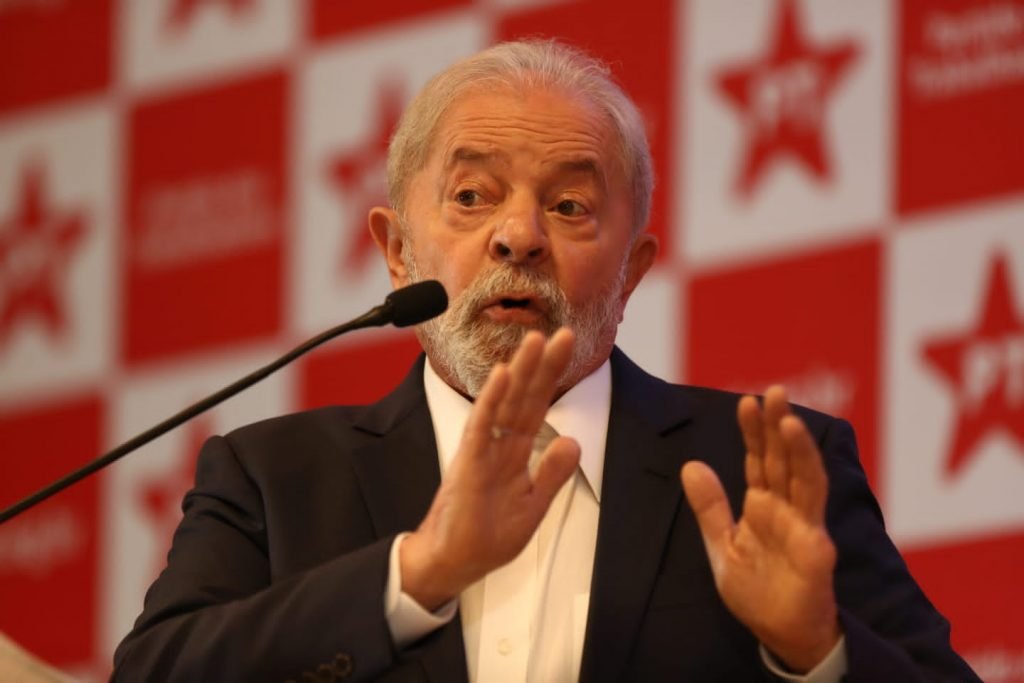 Jovens rejeitam Bolsonaro porque sabem que ele representa o passado e Lula,  o futuro - Socialista Morena