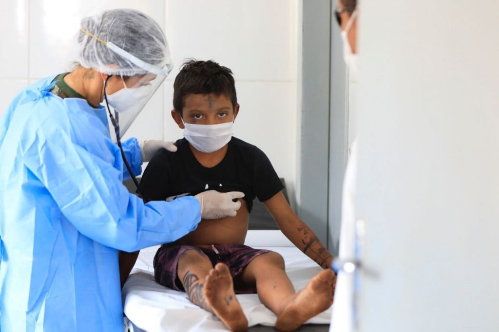 Povo Guajajara recebe 4,5 toneladas de insumos em ação contra Covid-194