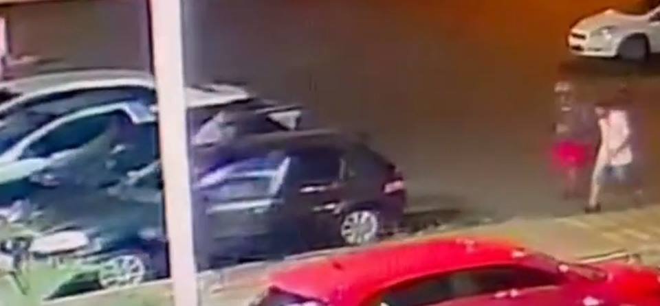 Dupla roubo carro em Ceilândia