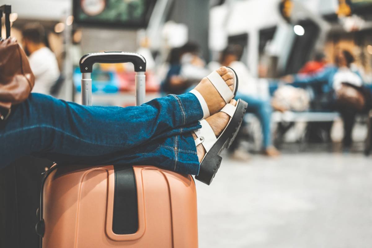 Viagem aeroporto pernas