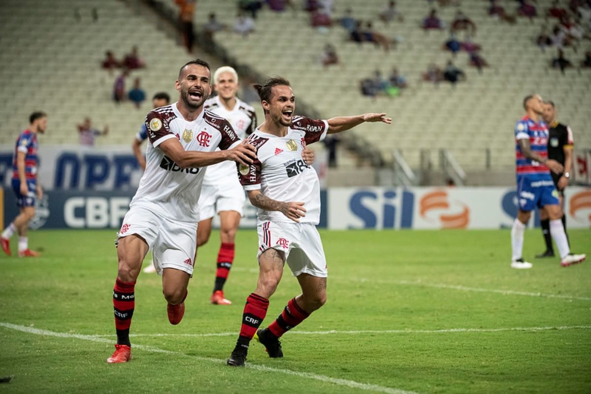 Flamengo perde dois titulares para jogo contra o Palmeiras pelo Brasileirão