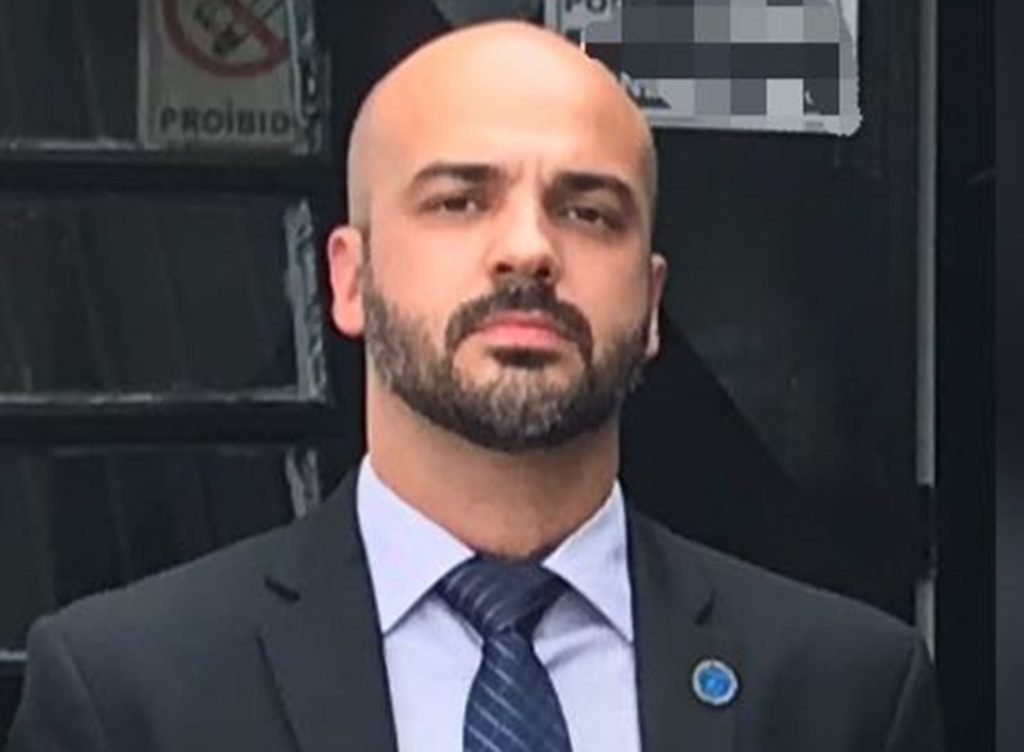 Juiz Felipe Morais Barborsa, da comarca de Águas Lindas de Goiás