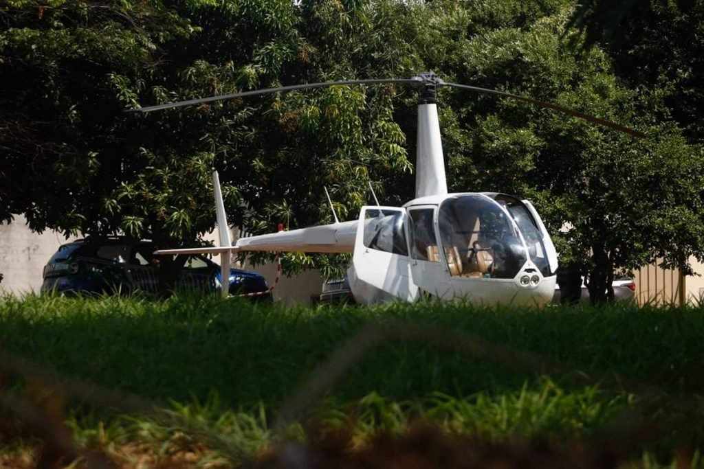 Helicóptero faz pouso forçado em Goiânia