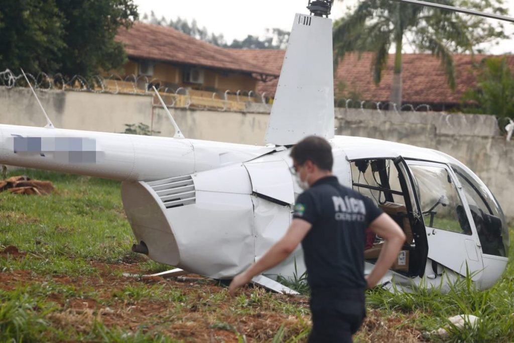 Helicóptero faz pouso forçado em Goiânia