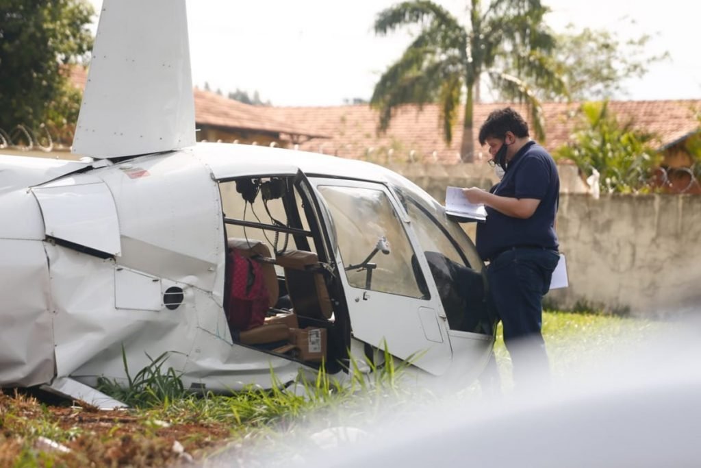 Helicóptero faz pouso forçado em Goiânia