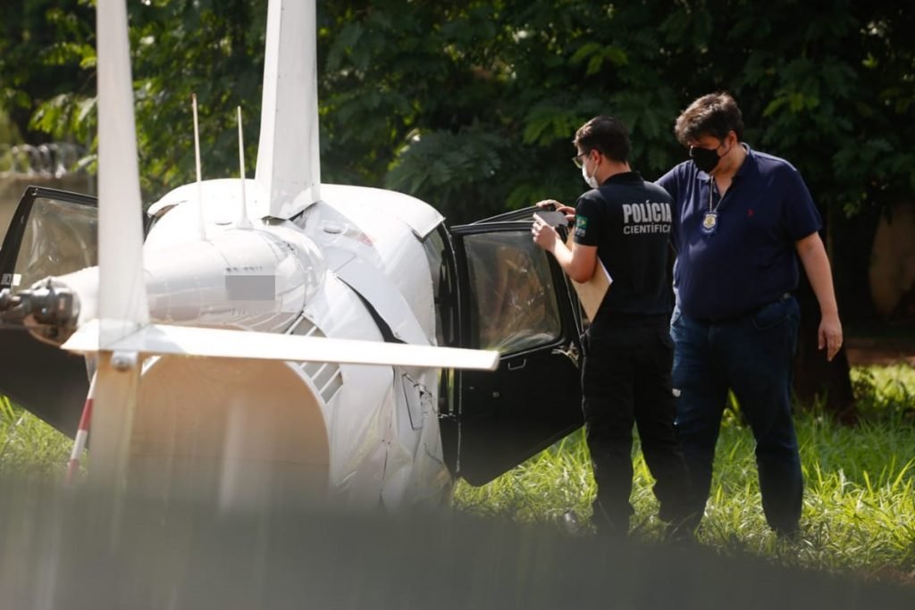 Helicóptero faz pouso forçado em Goiânia