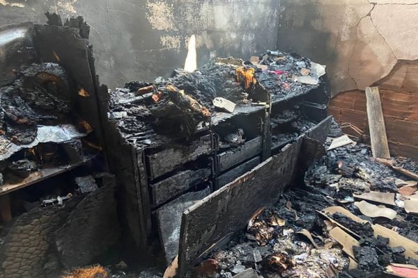 Incêndio em residência na Vila Rabelo I