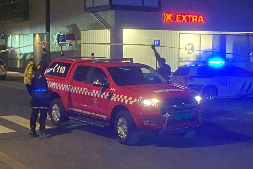 Vítimas na Noruega não foram mortas por arco e flecha, diz polícia