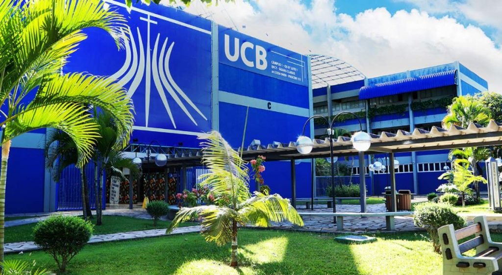 UCB passa a oferecer cursos de graduação em formato semipresencial