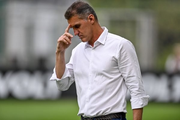 Gr&Atilde;&ordf;mio anuncia demiss&Atilde;&pound;o do t&Atilde;&copy;cnico Vagner Mancini