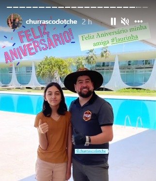 Bolsonaro comemora aniversário da filha Laura com churrasco no Alvorada -  ISTOÉ Independente