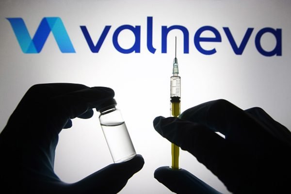 Empresa francesa anuncia resultados positivos de vacina contra a Covid