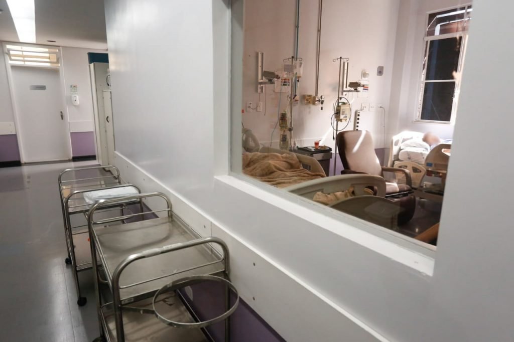 Sala de cuidados paliativos no HGG, em Goiânia, Goiás