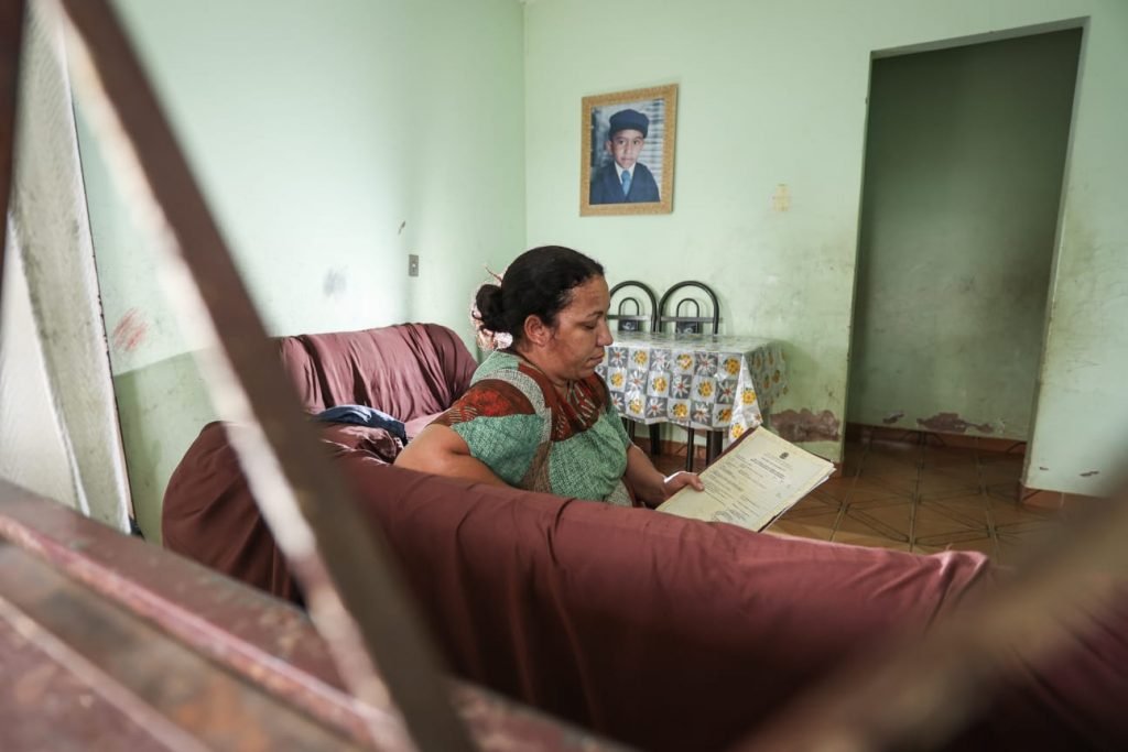 Entrevista com Gerusa Fernandes Ferreira, mãe que entrou na justiça após descobrir que sua filha havia sido trocada na maternidade 6 anos atrás