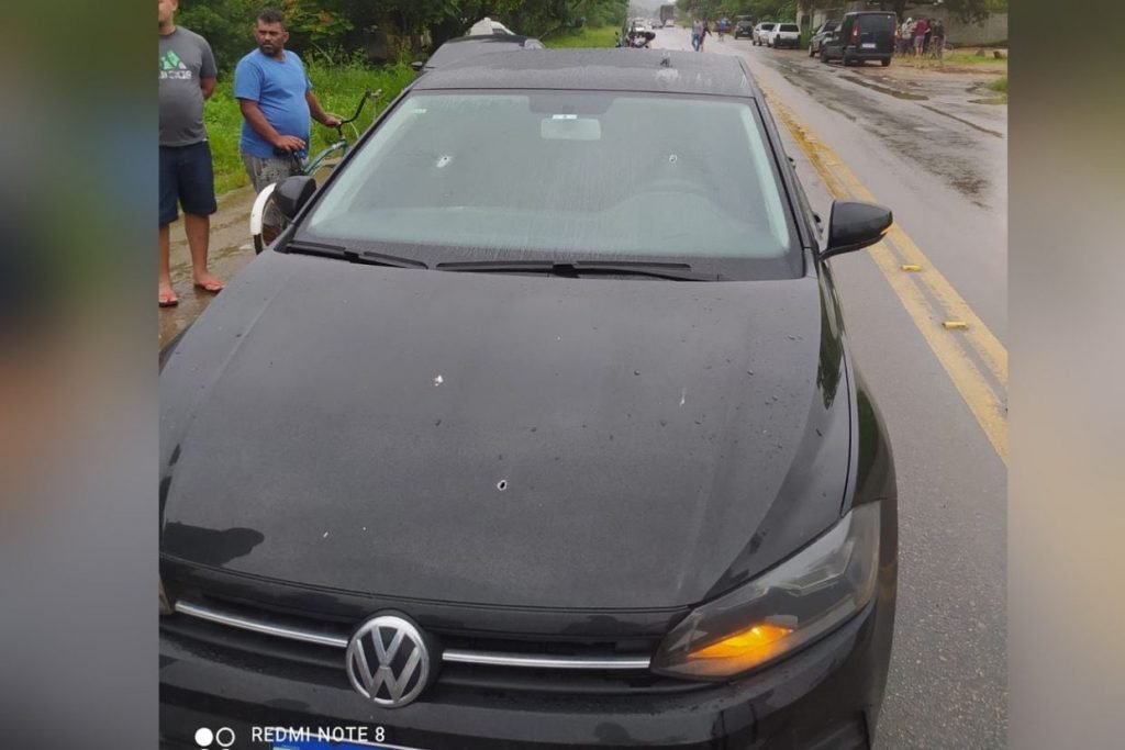 Carro do deputado federal Gutemberg Reis é alvo de tiros