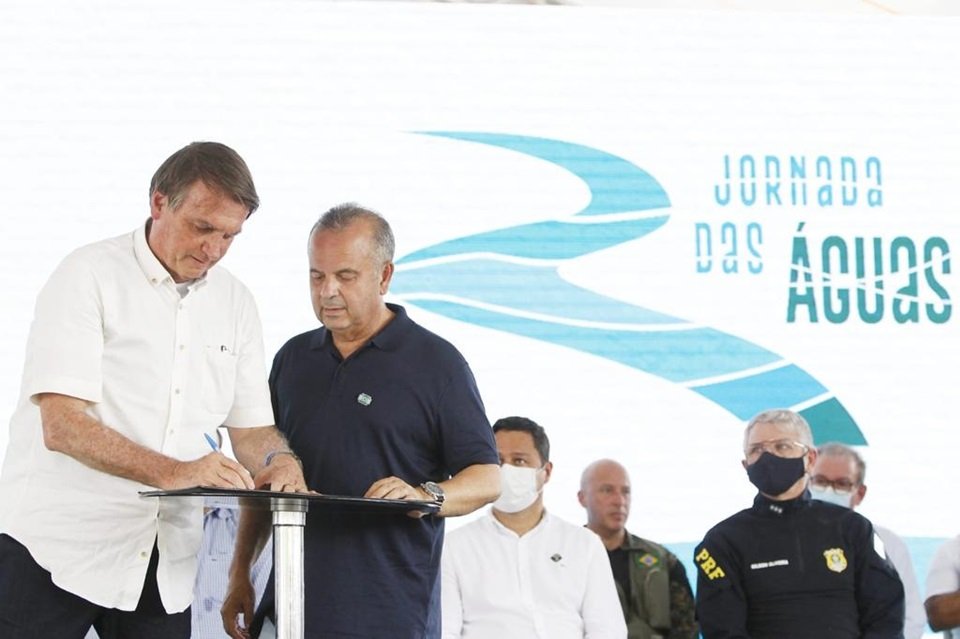 Bolsonaro e Rogério Marinho no Ceará