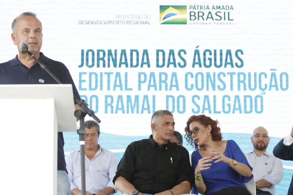 Bolsonaro e Rogério Marinho no Ceará