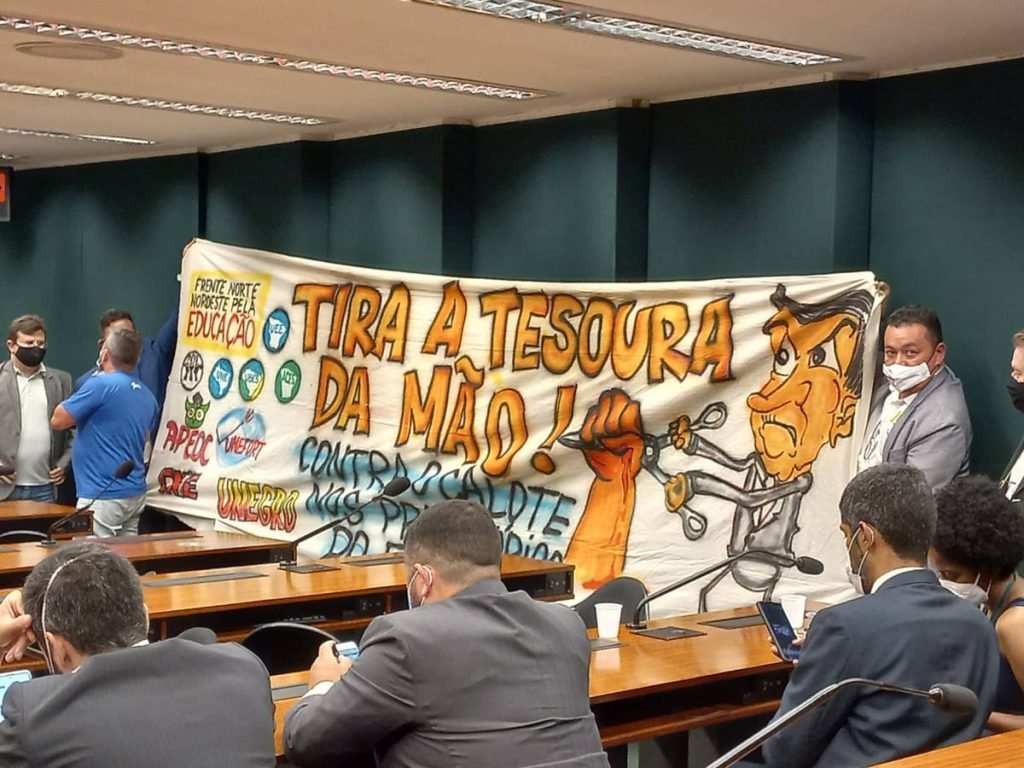 comissão_precatórios_protesto