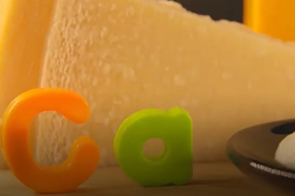 Vídeo: confira os alimentos certos para ter ossos mais fortes