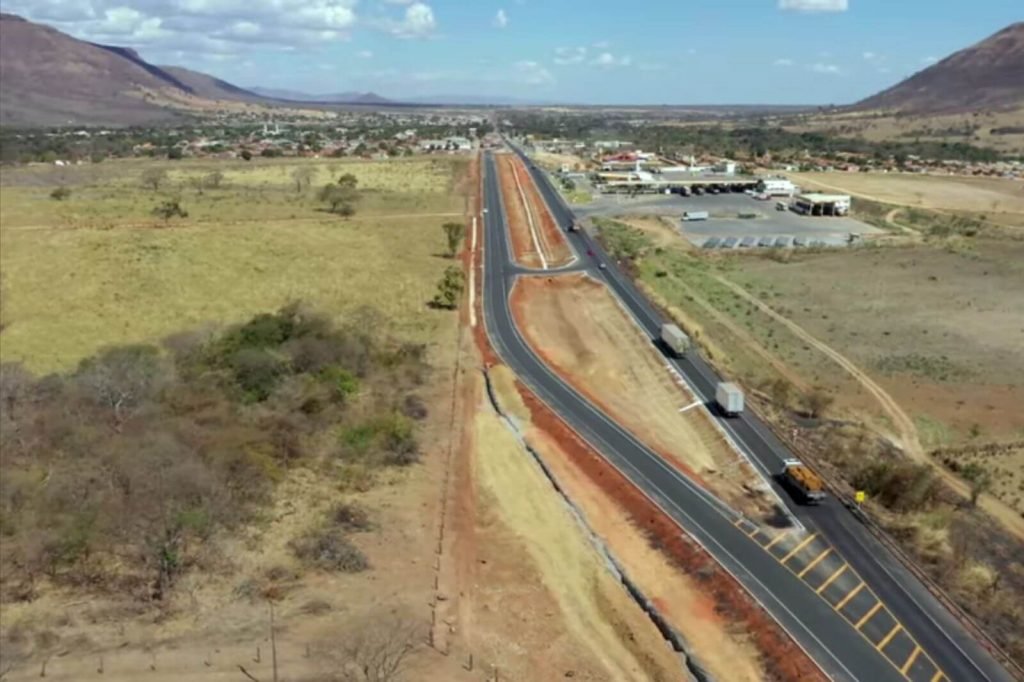 Rodovia obra goias